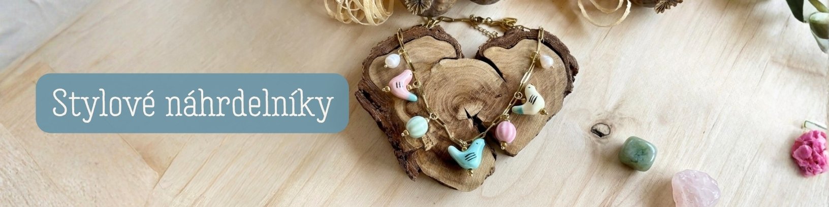 Náhrdelníky z říčních perel